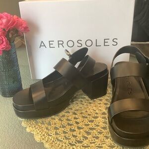 Aerosoles Clarkson Platform Sandals--NIB 9 M